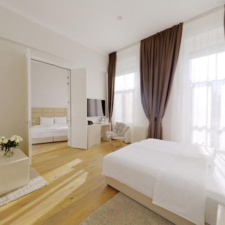 Lanterna Rooms City Center 노비사드 외부 사진